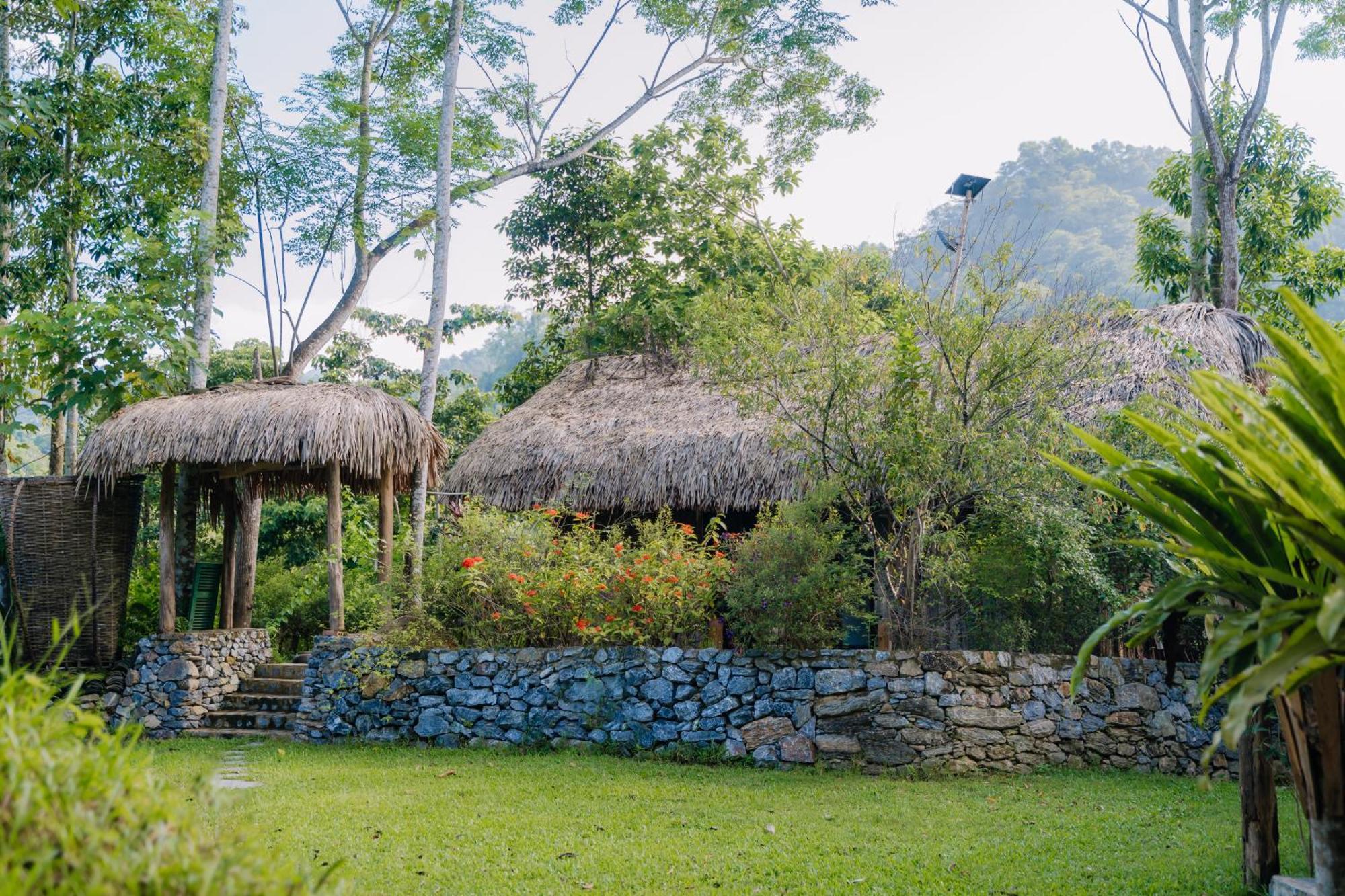 Ha Giang Xanh Retreat - Trekking, Tour, Motorbike Rental Eksteriør bilde