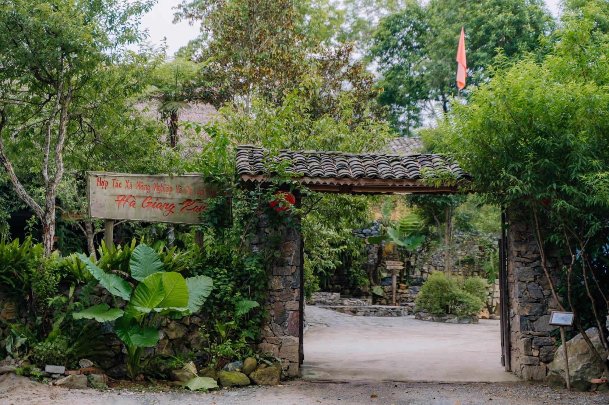 Ha Giang Xanh Retreat - Trekking, Tour, Motorbike Rental Eksteriør bilde